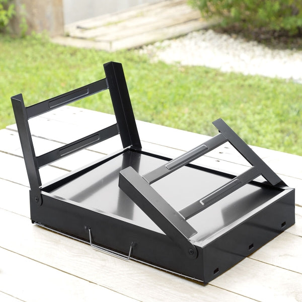 Supporto regolabile in legno nero per barbecue pieghevole portatile BearBQ.