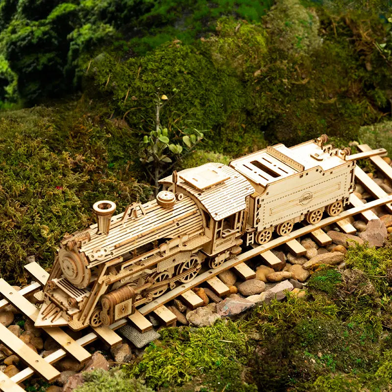 Wooden model of a steam locomotive for Timber Express 3D Puzzle.